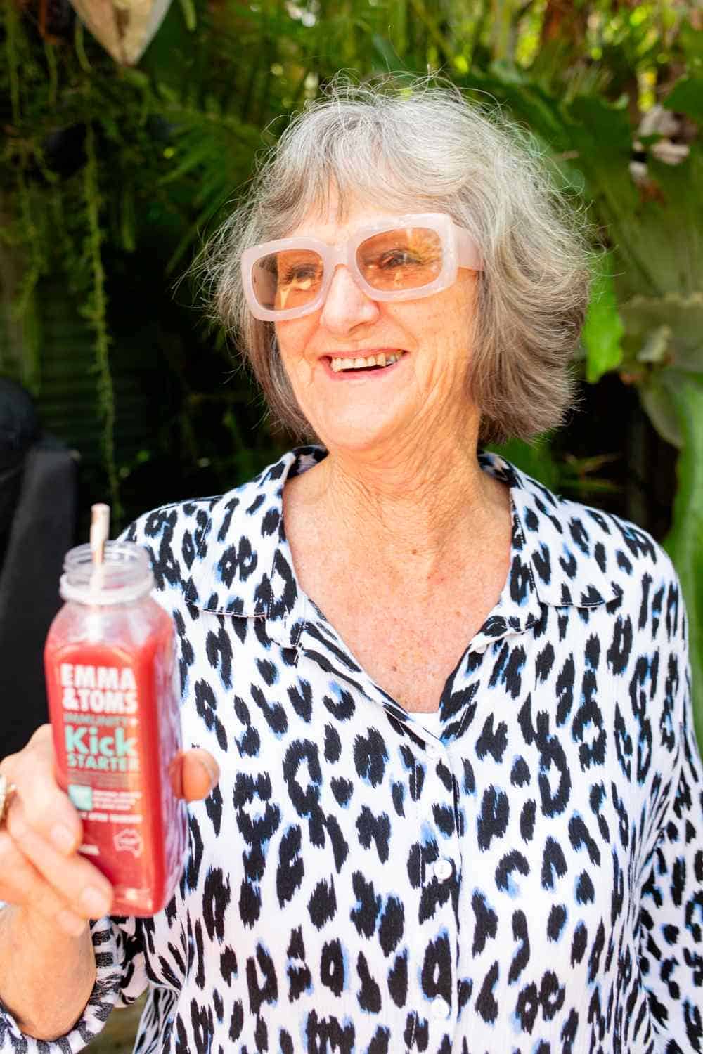 outside summer people shots 40 (2)