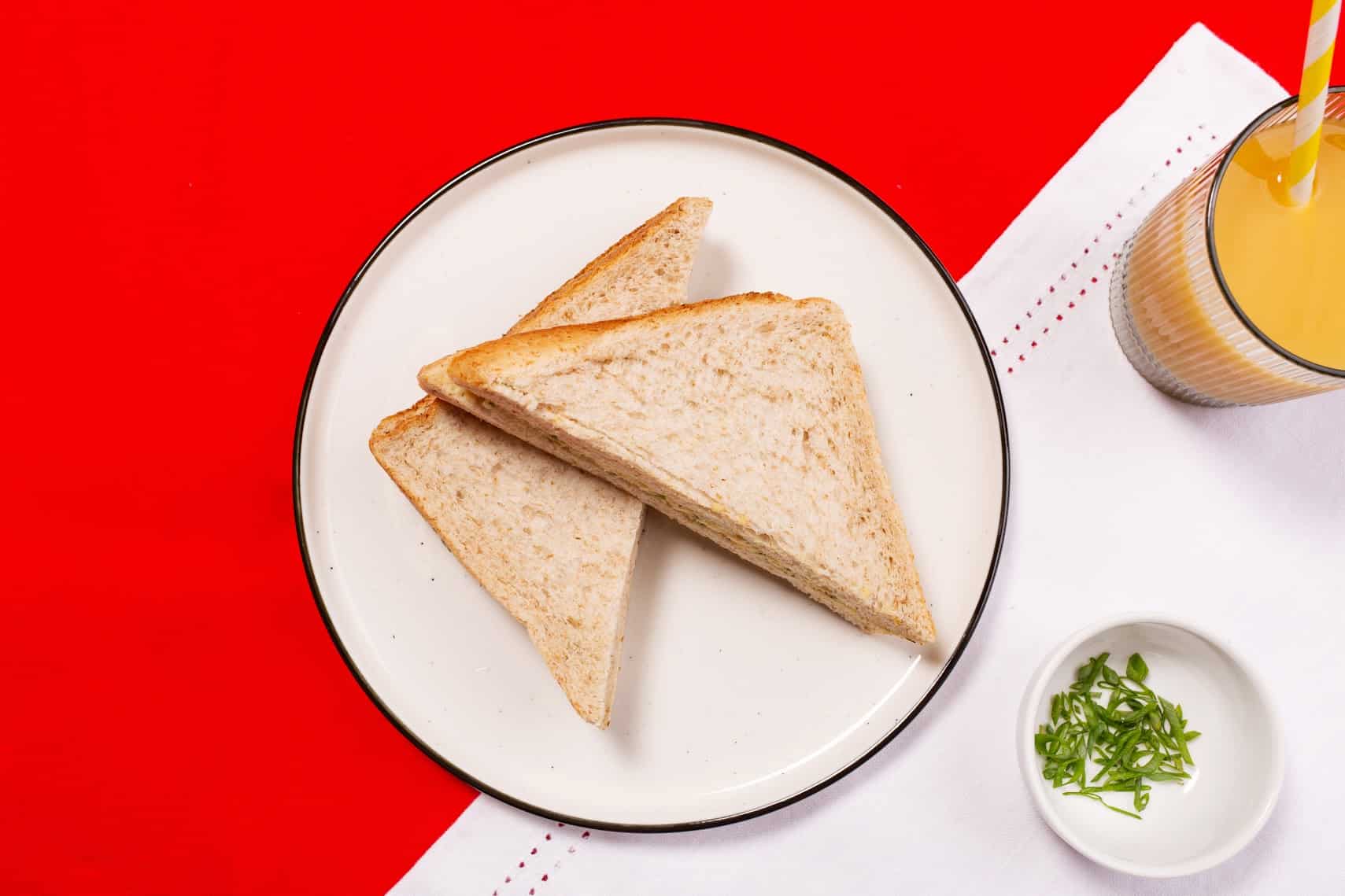 501. egg & chive sandwich