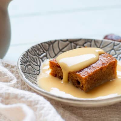 637. sticky date pudding & caramel custard