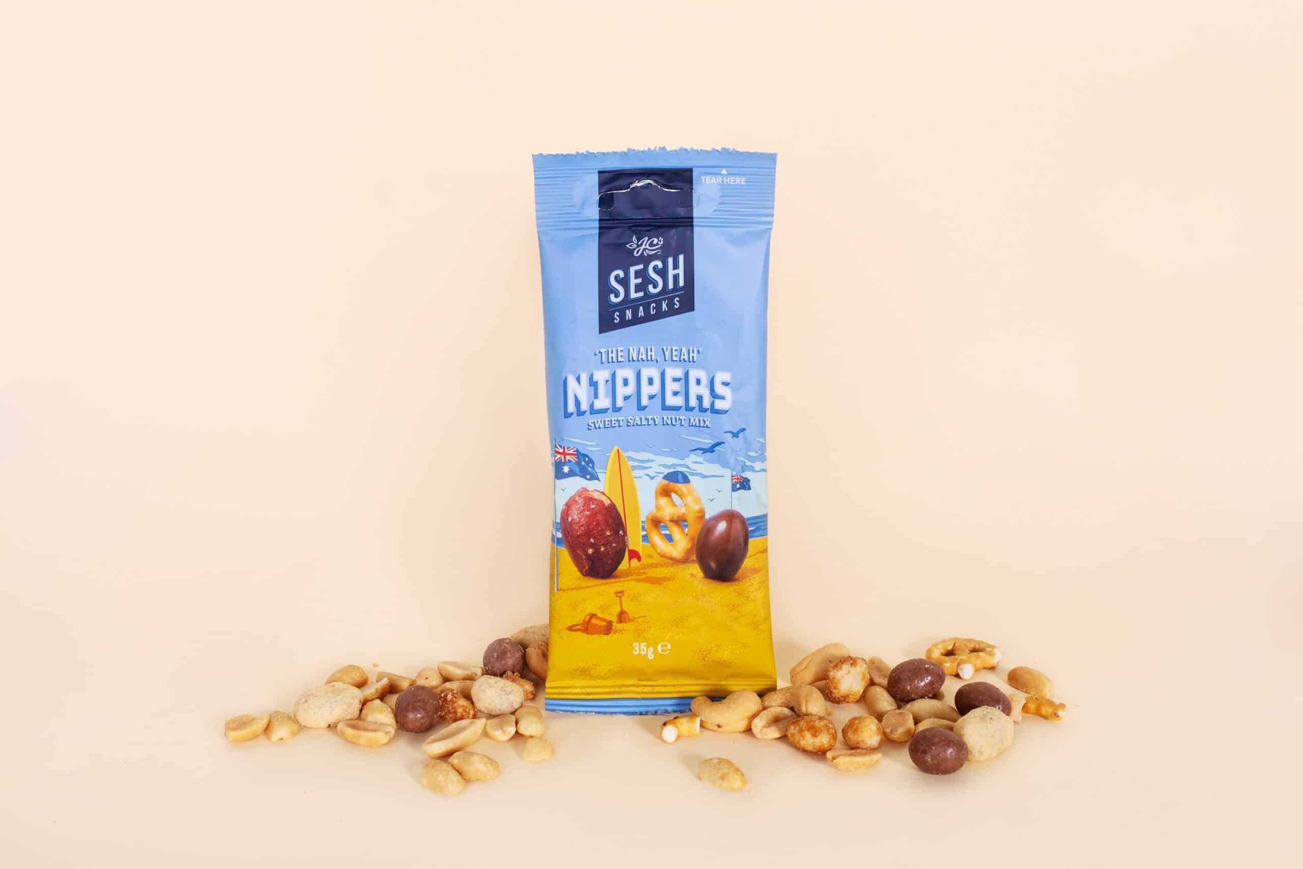 1119. pork sausages & gravy